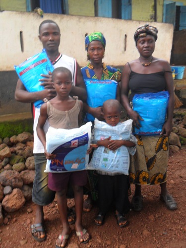 Mary, Yellie's children, Mariatu's children and Suliaman