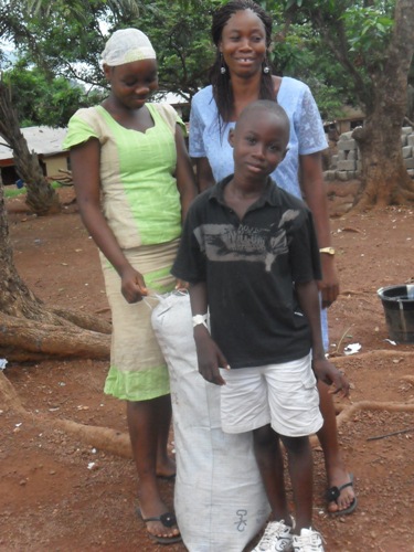 THE NYANDEBO FAMILY A BAG OF RICE RECIPIENT THE NYANDEBO FAMILY A BAG OF RICE RECIPIENT